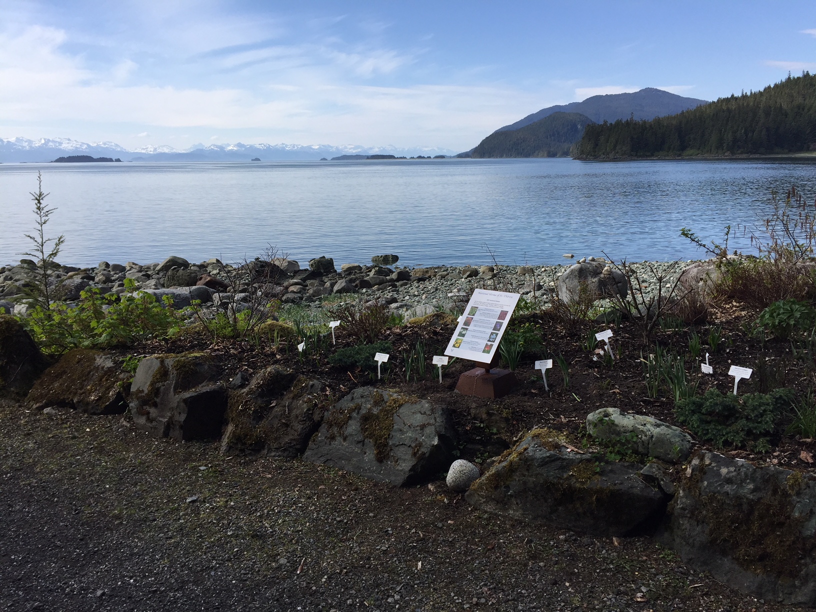 Columbarium garden